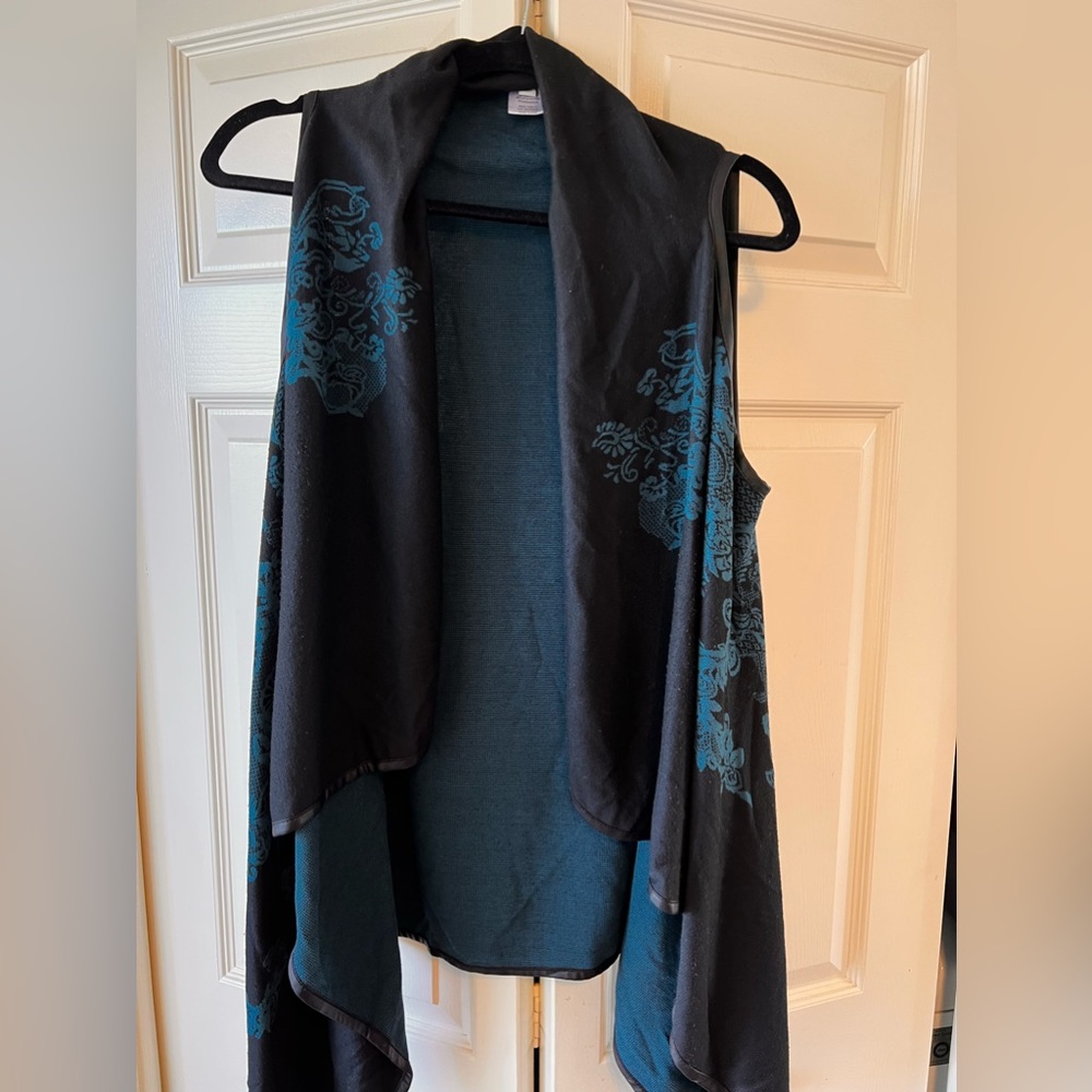 Vest, black and teal, L/XL, by Kate Rosy